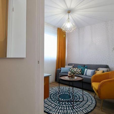 Le Retro De La Gare - Flobnb Laon Eksteriør billede